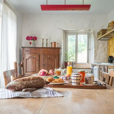 招待所 Joangi Uhart-Cize